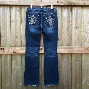 Miss Me Bootcut Jeans Dark Wash Size 28 Low Rise Embellished Fleur de Lis
